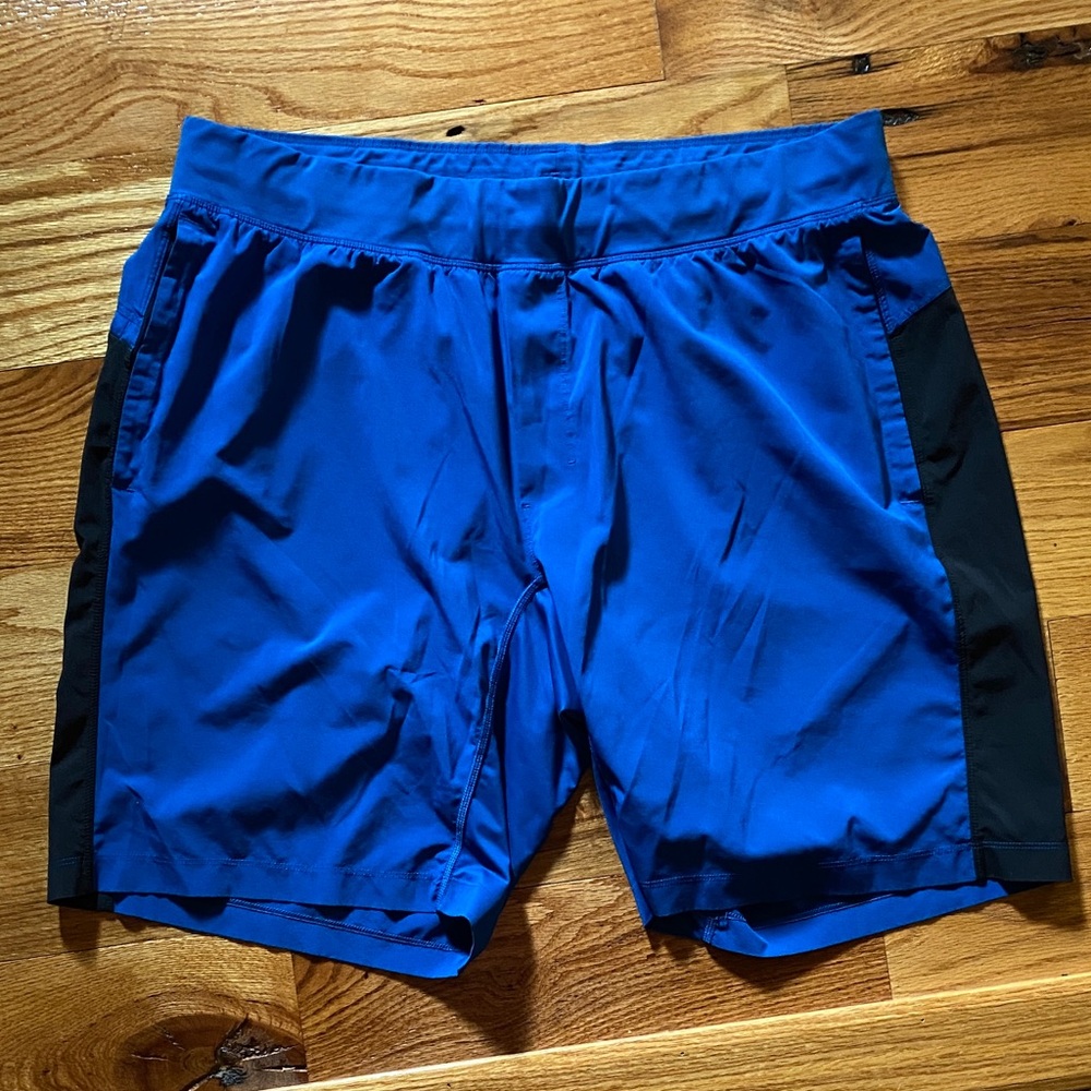 Lululemon Athletica Men's Royal Blue and Black Shorts
